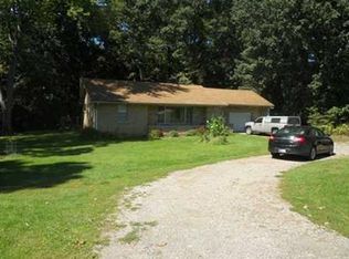 53555 Olive Rd, South Bend, IN 46628