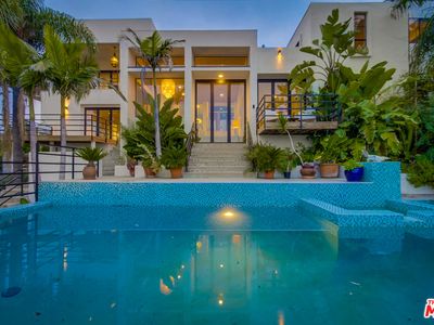 5700 Holly Oak Dr, Los Angeles, CA, 90068