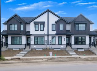 483 Orchards Blvd SW #C, Edmonton, AB T6X2B7