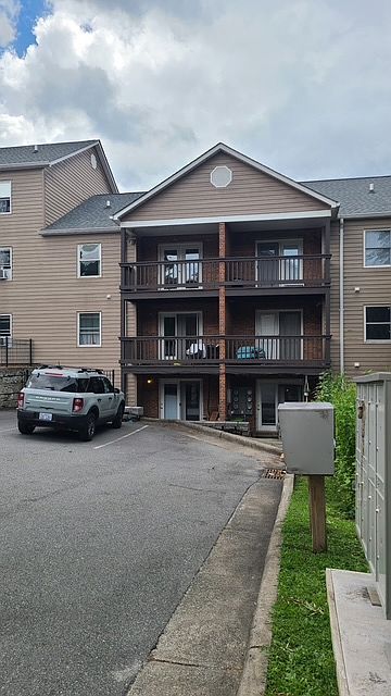Outside view of the unit.