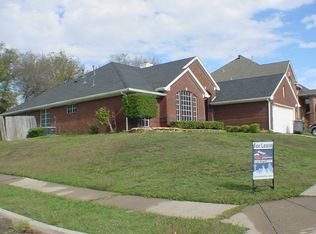 8343 Crystalwood Dr, Dallas, TX 75249