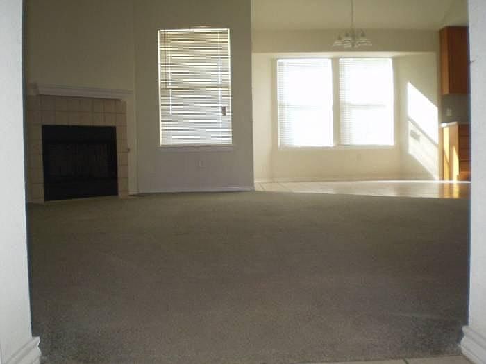 2nd image of 2303 Logan Dr