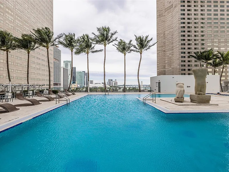 335 Biscayne Blvd #2706 — Photo 24