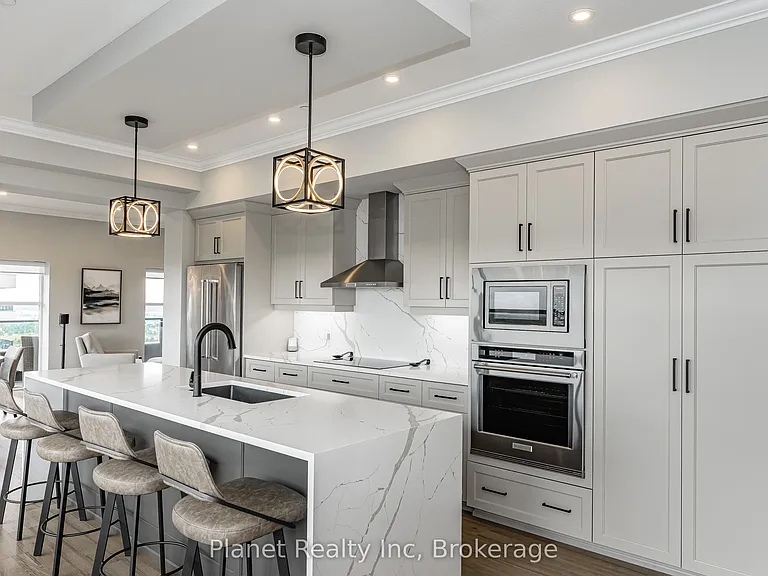 1880 Gordon St #1401 — Photo 2