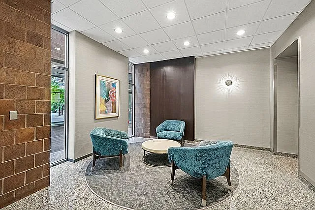 405 N Wabash Ave #502 — Photo 22