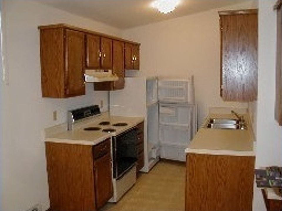 2nd image of 1520-40 W Portview Dr #1520-406