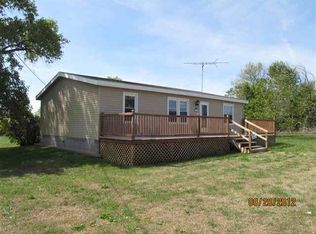 776 SE 250th Rd, Clinton, MO 64735