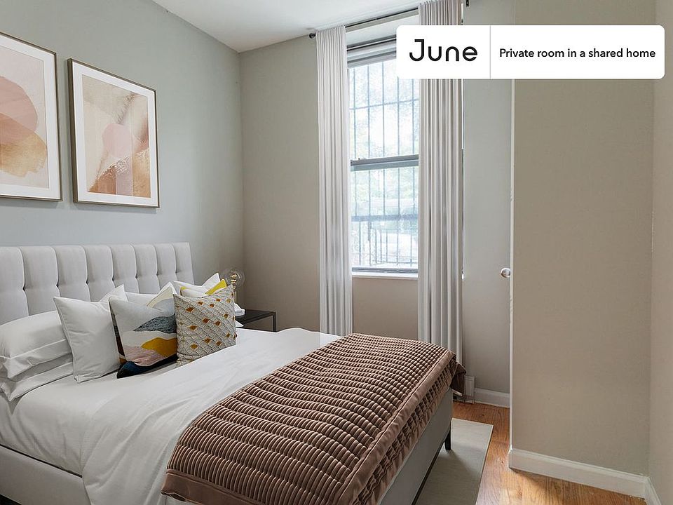 1st image of 354 Cathedral Park Way #B