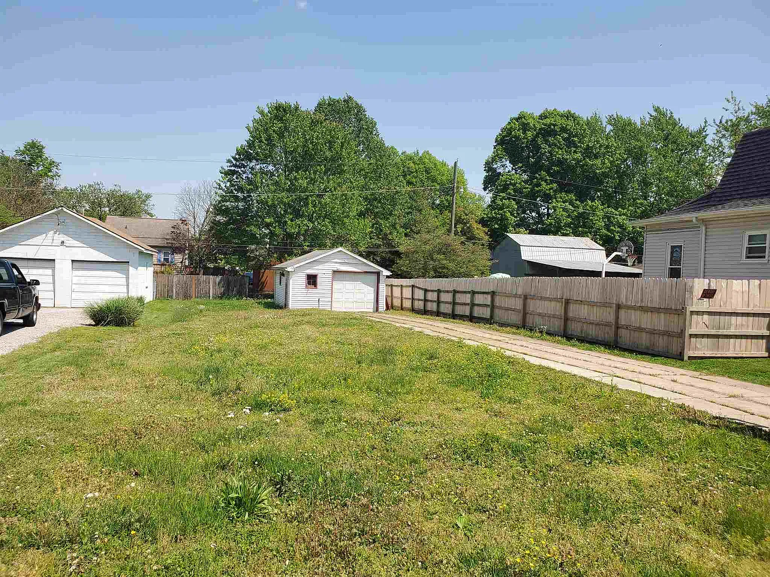 1717 Hercules Ave photo 1