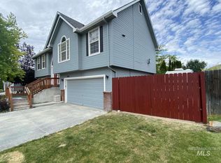 7400 Newbrook Dr, Nampa, ID 83687