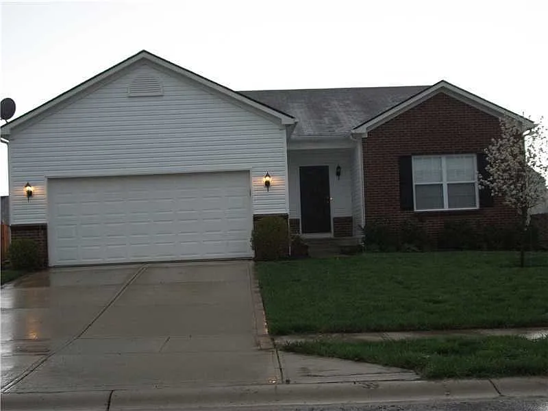 5552 Galia Ln photo 1