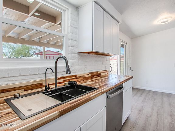 4th image of 2455 W Ternero Pl
