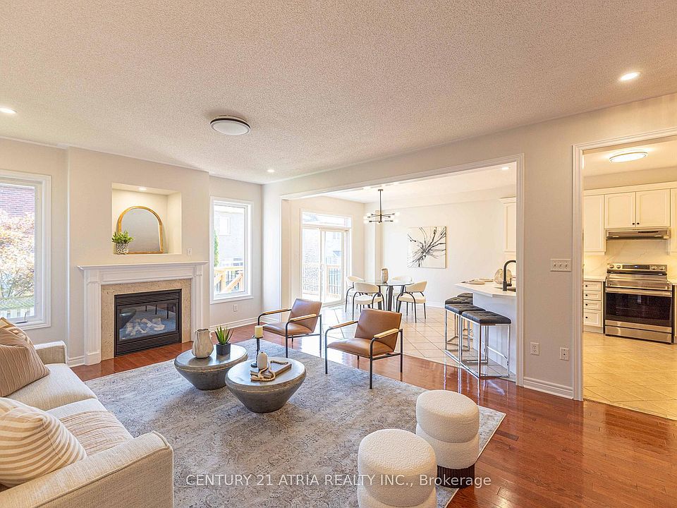 1st image of 82 Adastra Cres