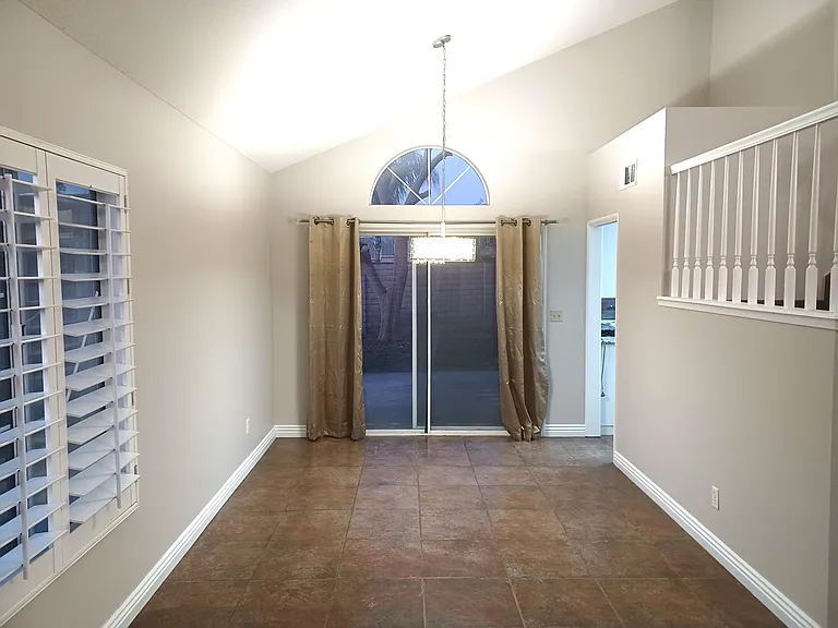7048 Westport St — Photo 2