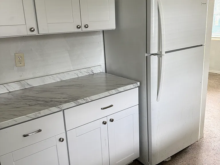 745 Bellevue Ave #1 — Photo 21