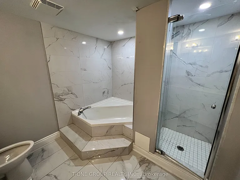 400 Webb Dr #2103 — Photo 6