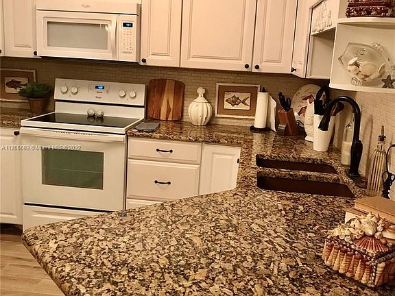 4th image of 6523 Chasewood Dr APT D