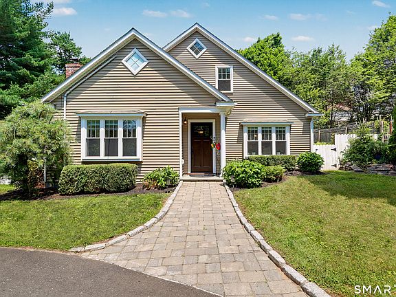 2nd image of 12 Cottage Place