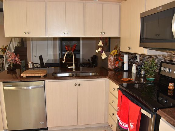 5th image of 5003 Wheatley Ct