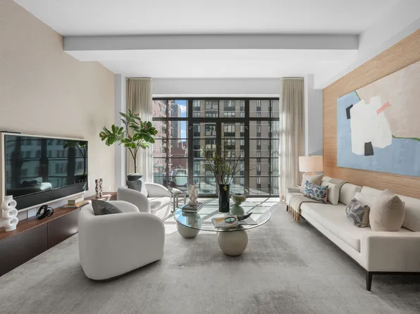 404 Park Avenue South image 1 of 17