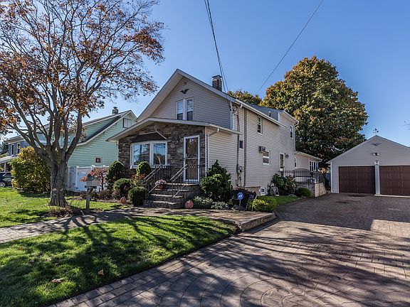 2nd image of 2208 Hortense Ave