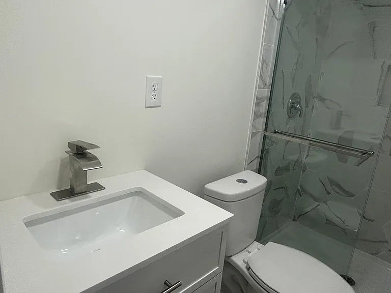 406 Elm St NW #2 — Photo 15