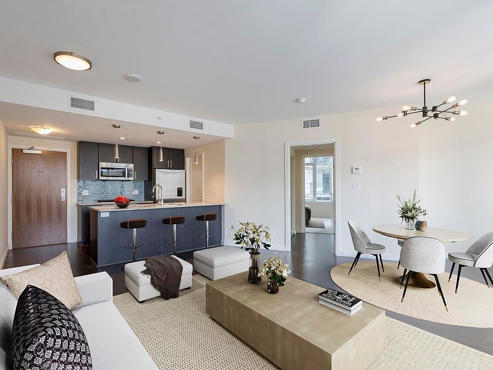 1st image of 88 W 1st Ave #604