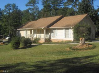 604 Edgewater Cir SE, Conyers, GA 30094