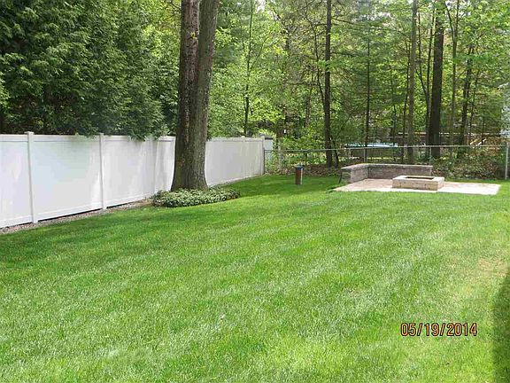 3rd image of 5 Gates Ave