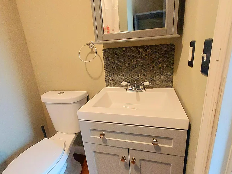 1st floor bathroom