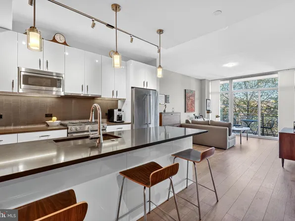 88 V St SW Unit 313, Washington, DC 20024