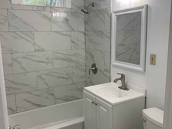 Modern looking bathroom renovated in Oct 2021