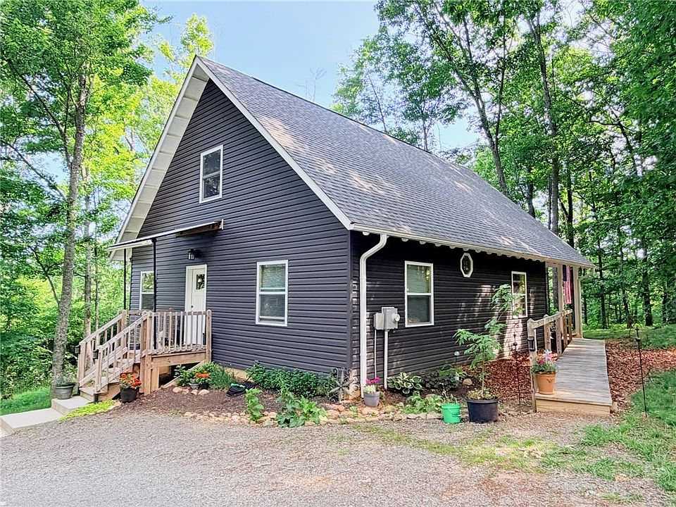 1st image of 74 Forest Lane