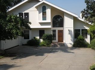 18185 Hummingbird Dr, Penn Valley, CA 95946