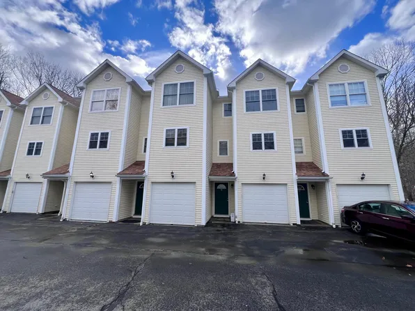 527 W Thames St Unit 10, Norwich, CT 06360