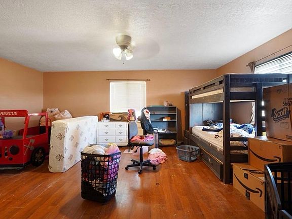 5th image of 527 Whisper Mesa St SW