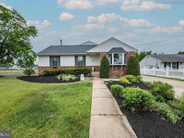 701 Floodgate Rd, Glendora, NJ 08029