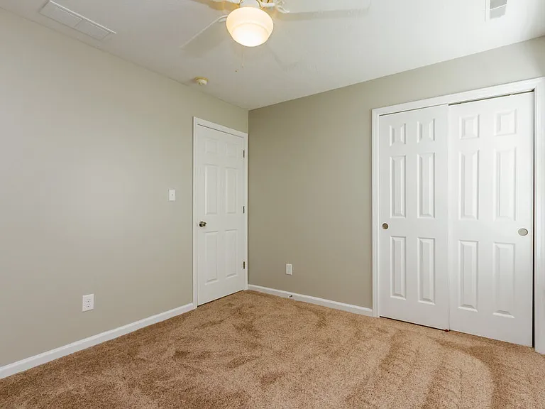 674 Austrian Way — Photo 11