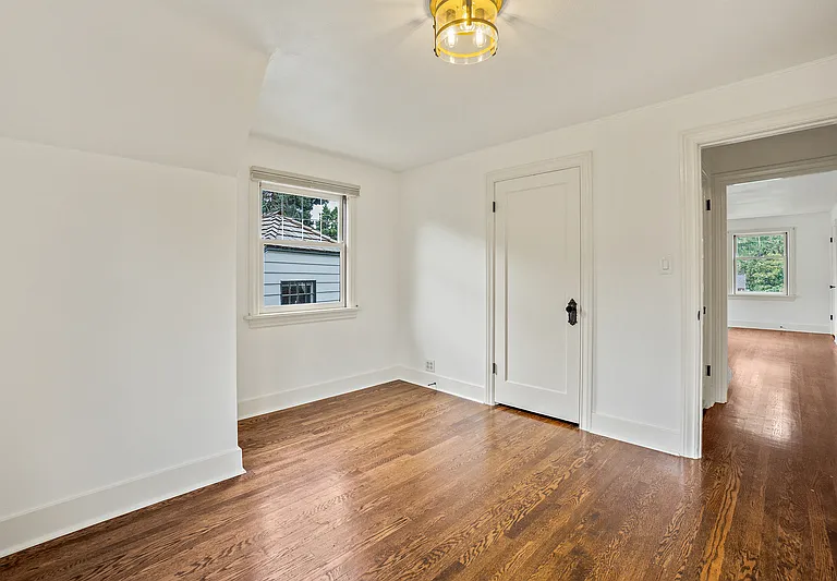 4208 51st Ave NE — Photo 23