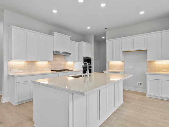 7th image of this home