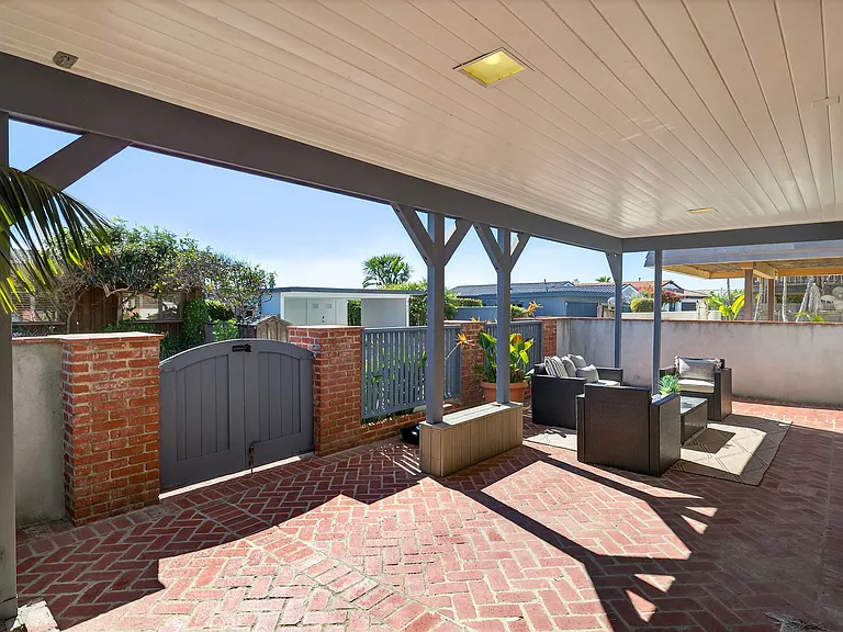 4229 Faria Rd — Photo 20