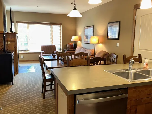 604 N Bunker Ave #210, Kellogg, ID 83837