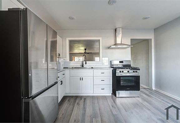 2nd image of 1913 63rd St