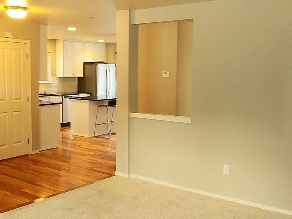 3rd image of 2132 Bobs Hollow Ln