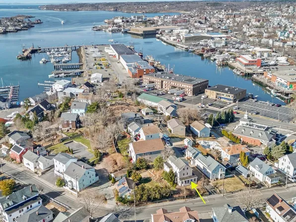 37 E Main St, Gloucester, MA 01930