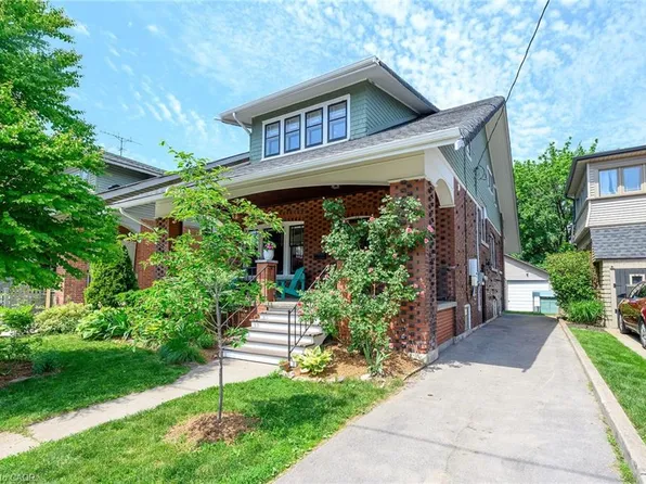 22 Connaught Ave S, Hamilton, ON L8M 3C2