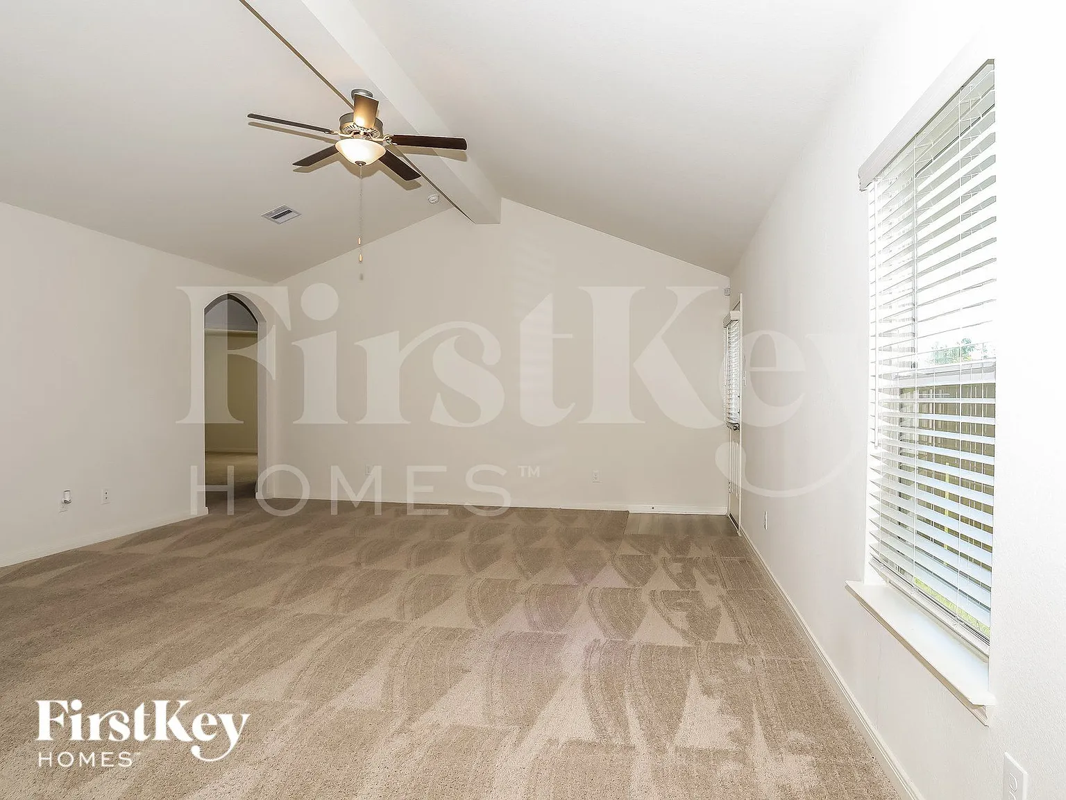 4 bed, 2.0 bath, 1787 sqft, $1,970 — Photo 4