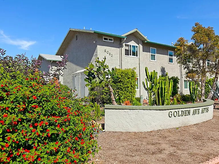 8058 Golden Ave — Photo 32