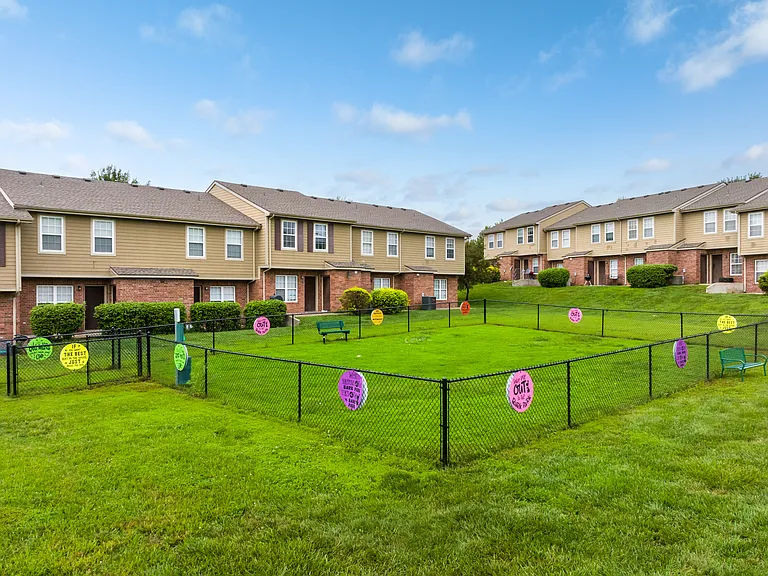 Stonehedge Townhomes — Photo 18