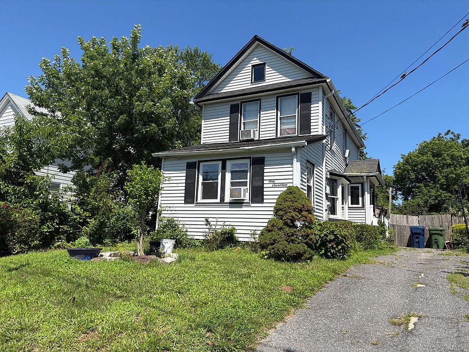 1st image of 117 Oxonia Ave
